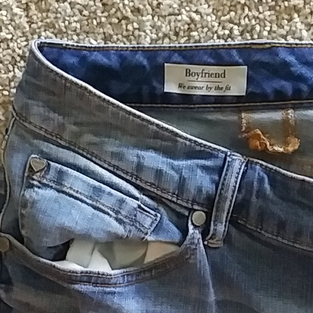NWT Torrid Boyfriend Jeans - Picture 3 of 9